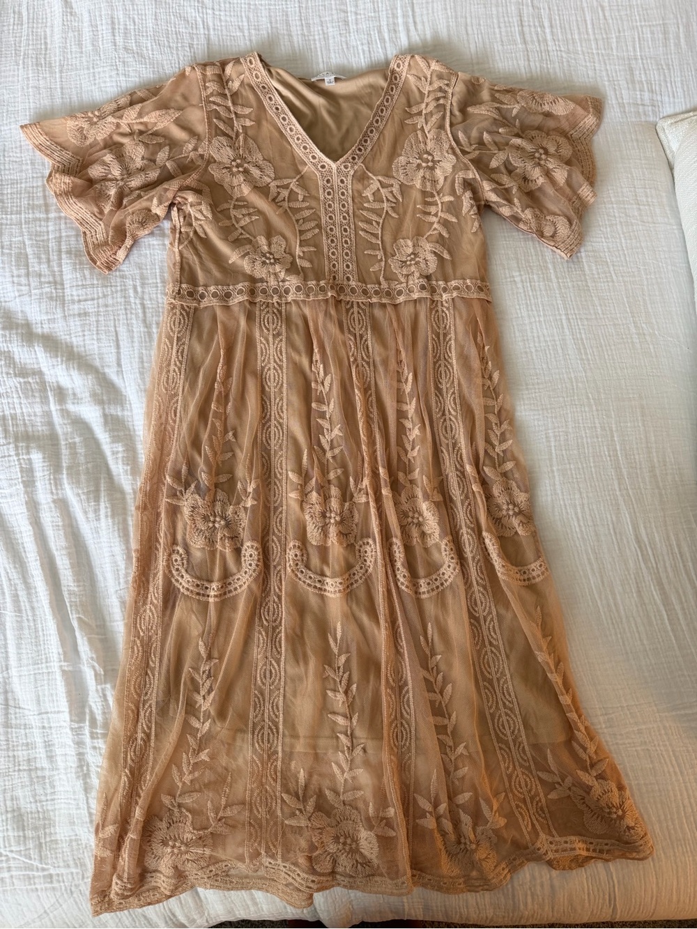 Bella Ella Boho Lace Midi Dress in Nude Blush - Picture 2 of 11